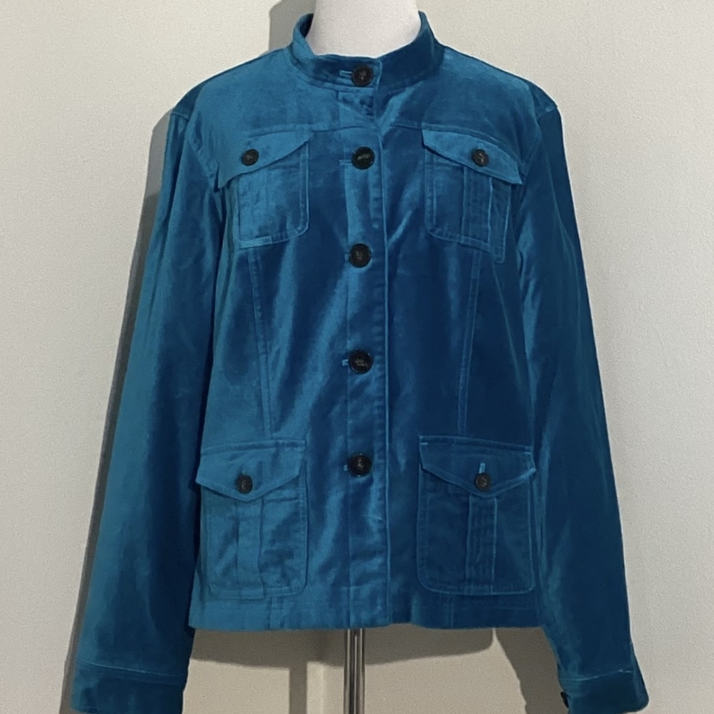 Covington Women's Turquoise Blue Button Down Jacket